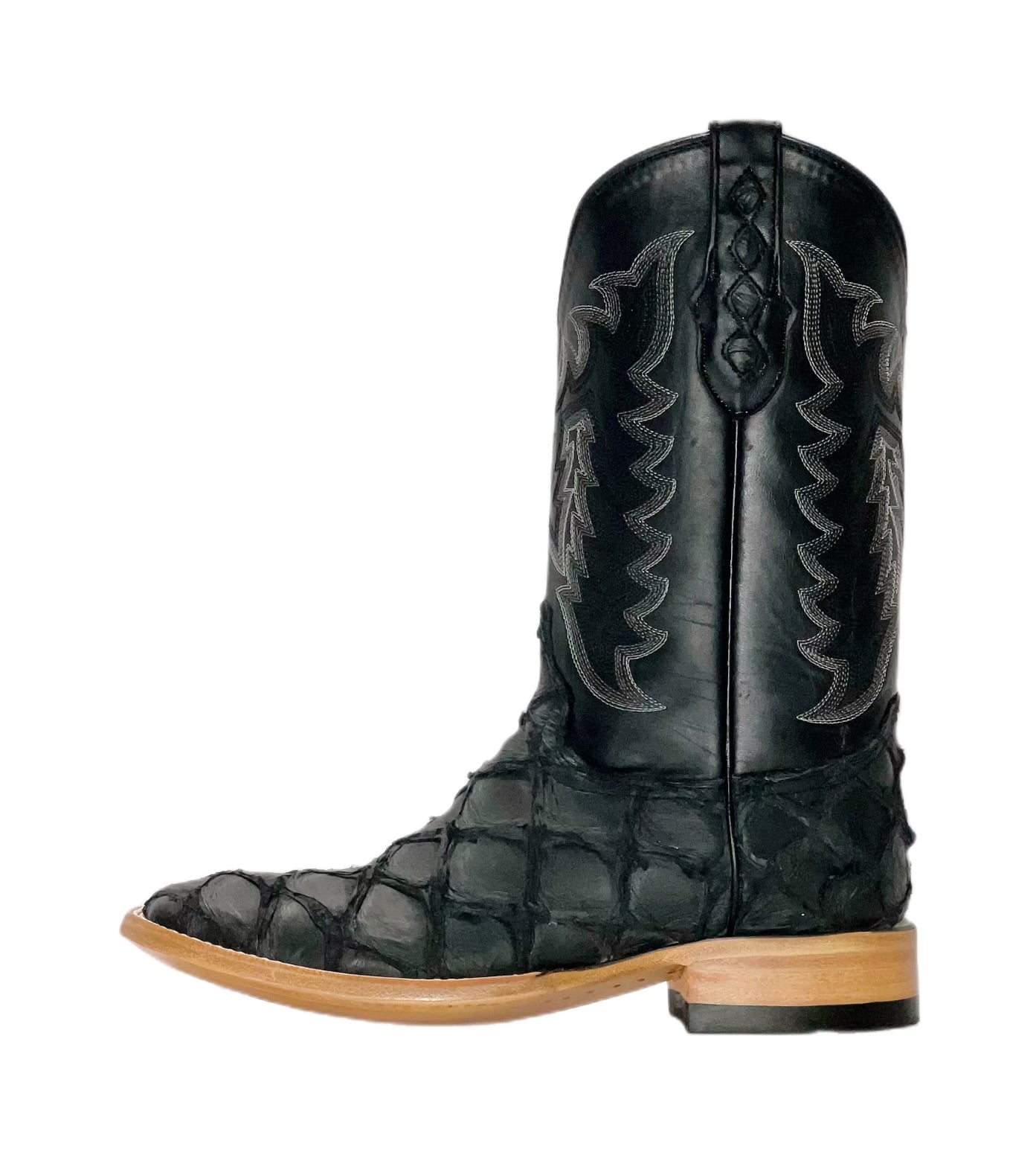 Hunter Black Pirarucu