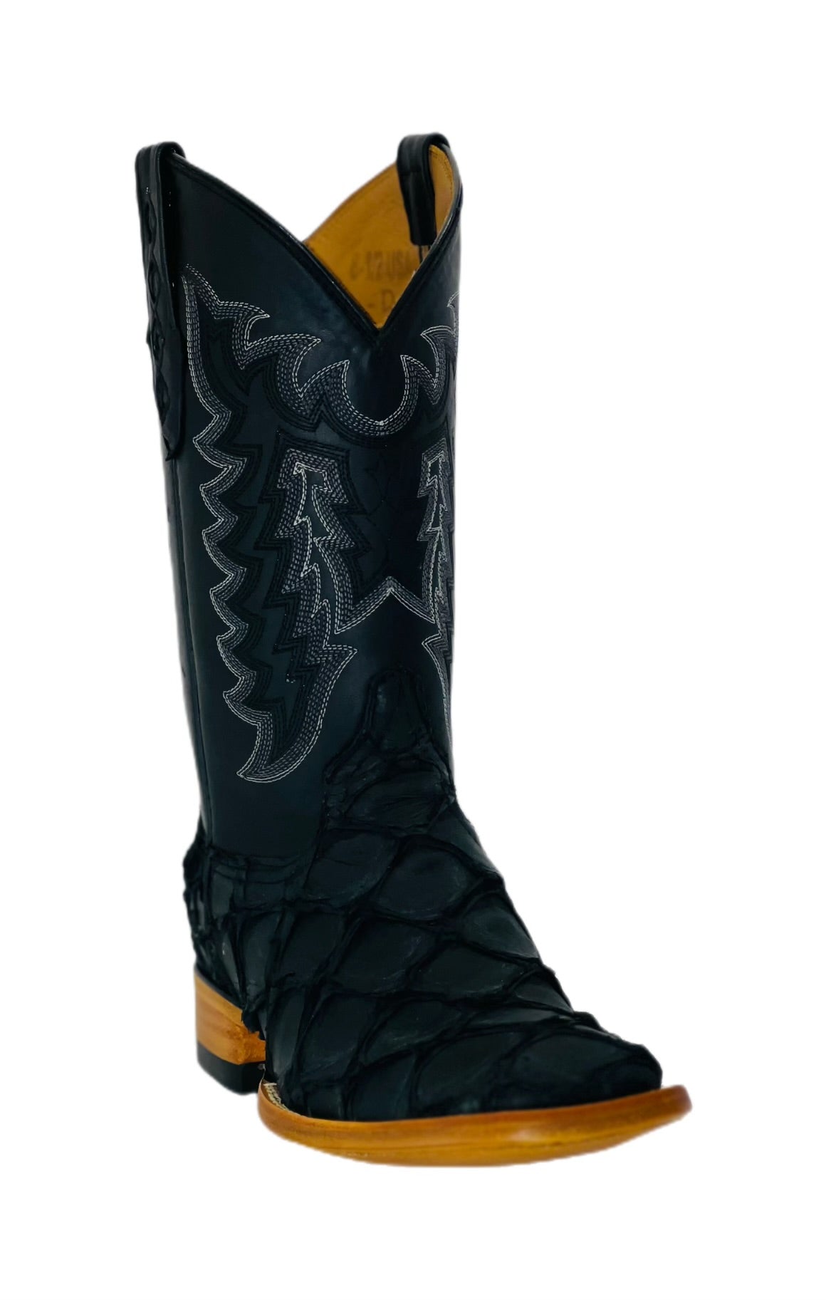 Hunter Black Pirarucu